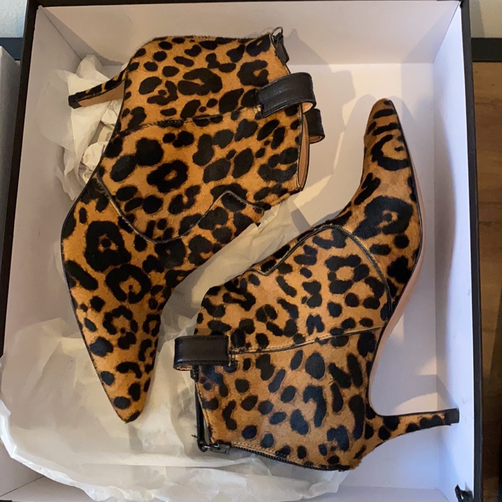 VERONICA BEARD LEXI Leopard Calfhair bootie 6